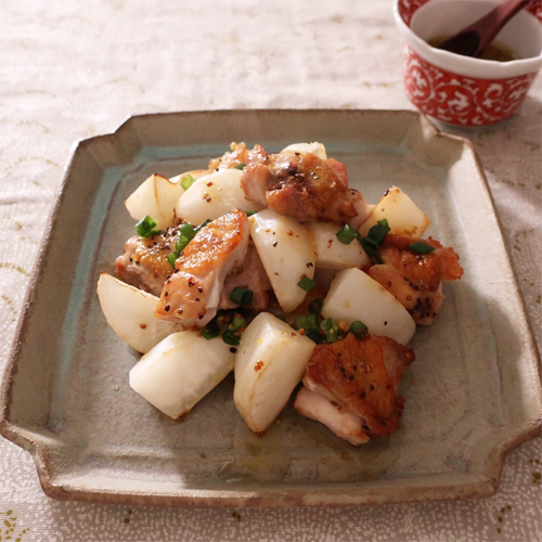 鶏肉とカブの温サラダ