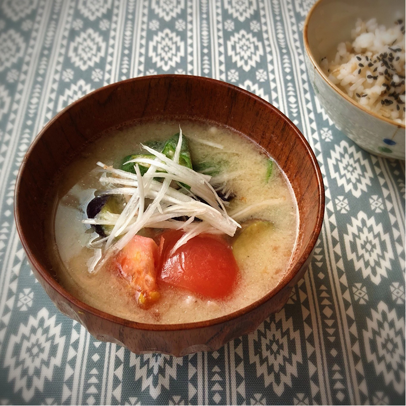 夏野菜ごろごろ豚汁