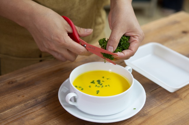 手のひらキャベツピーラー