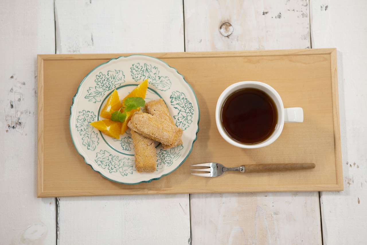 リバーシブルトレー