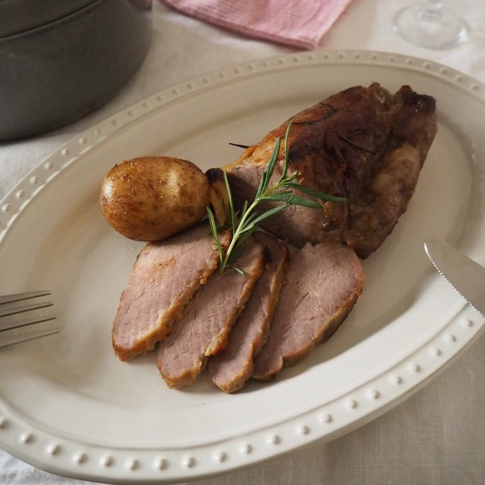 【ストウブで】ローズマリー香るローストポーク