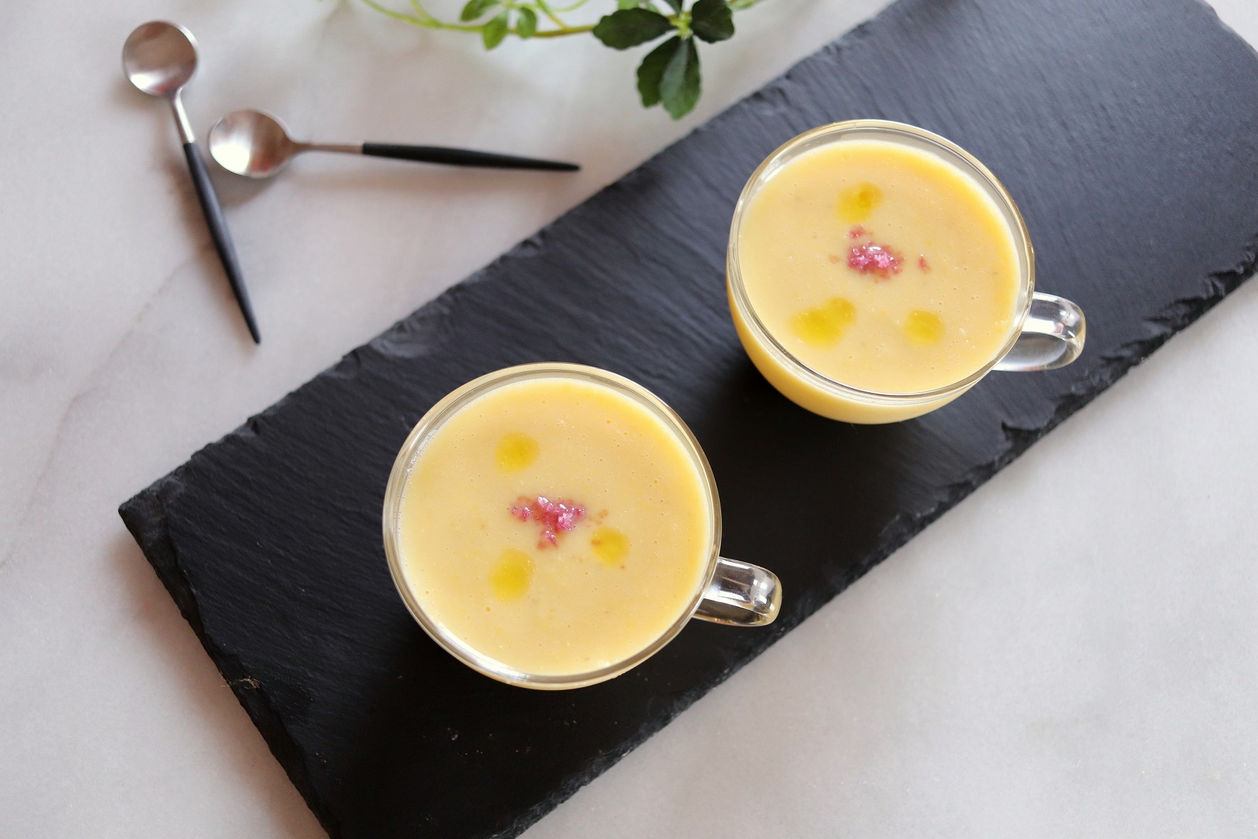 とうもろこしの冷製スープ　～クミンの香り～