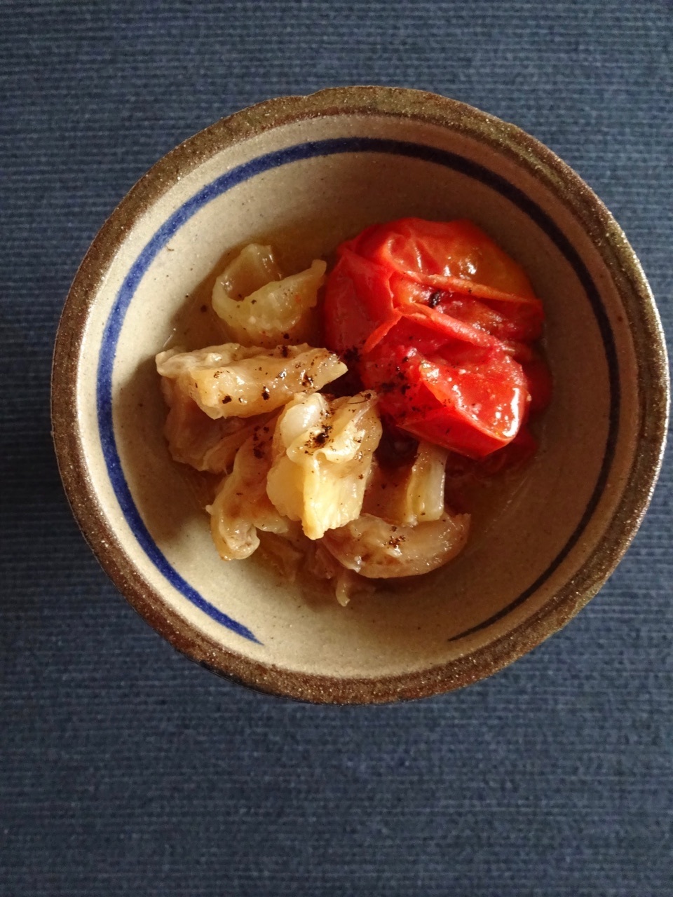 牛スジとトマトの塩ポトフ