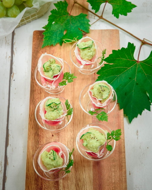 アボカドと生ハムの華やかポテトサラダ